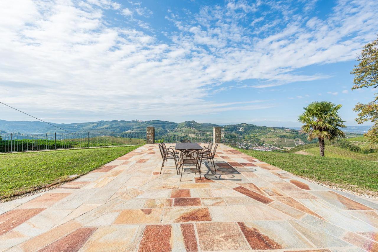 Villa Bricco Paglieri, Entire Villa Альба Экстерьер фото