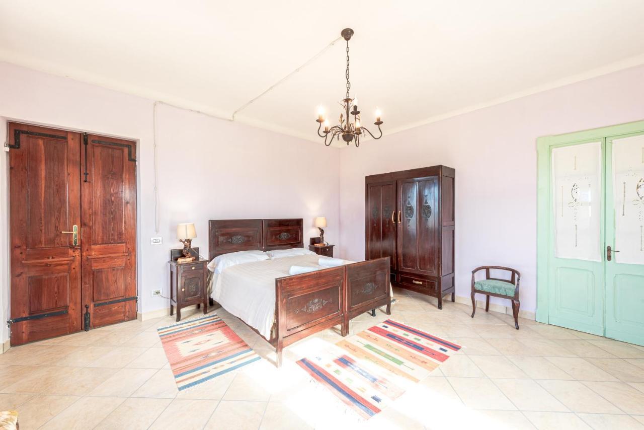 Villa Bricco Paglieri, Entire Villa Альба Экстерьер фото