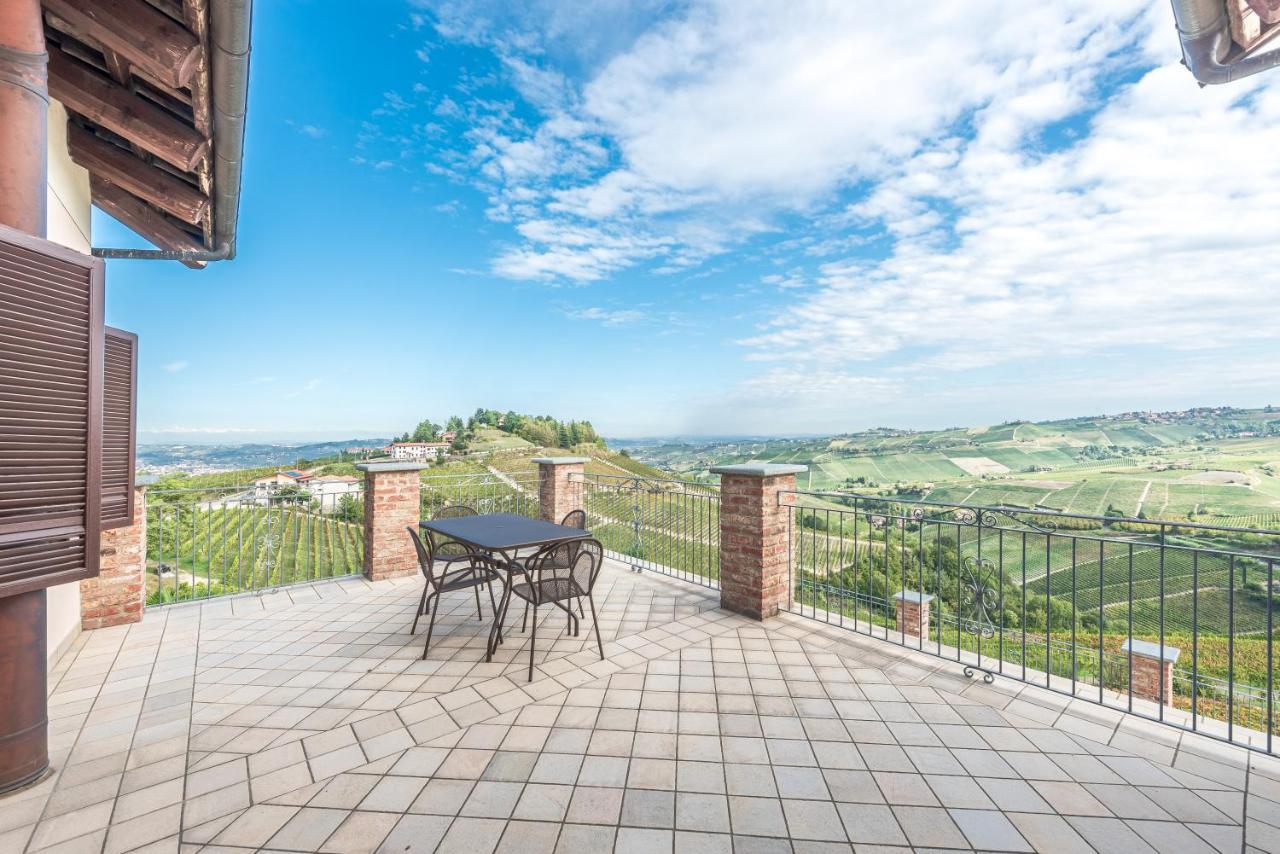 Villa Bricco Paglieri, Entire Villa Альба Экстерьер фото